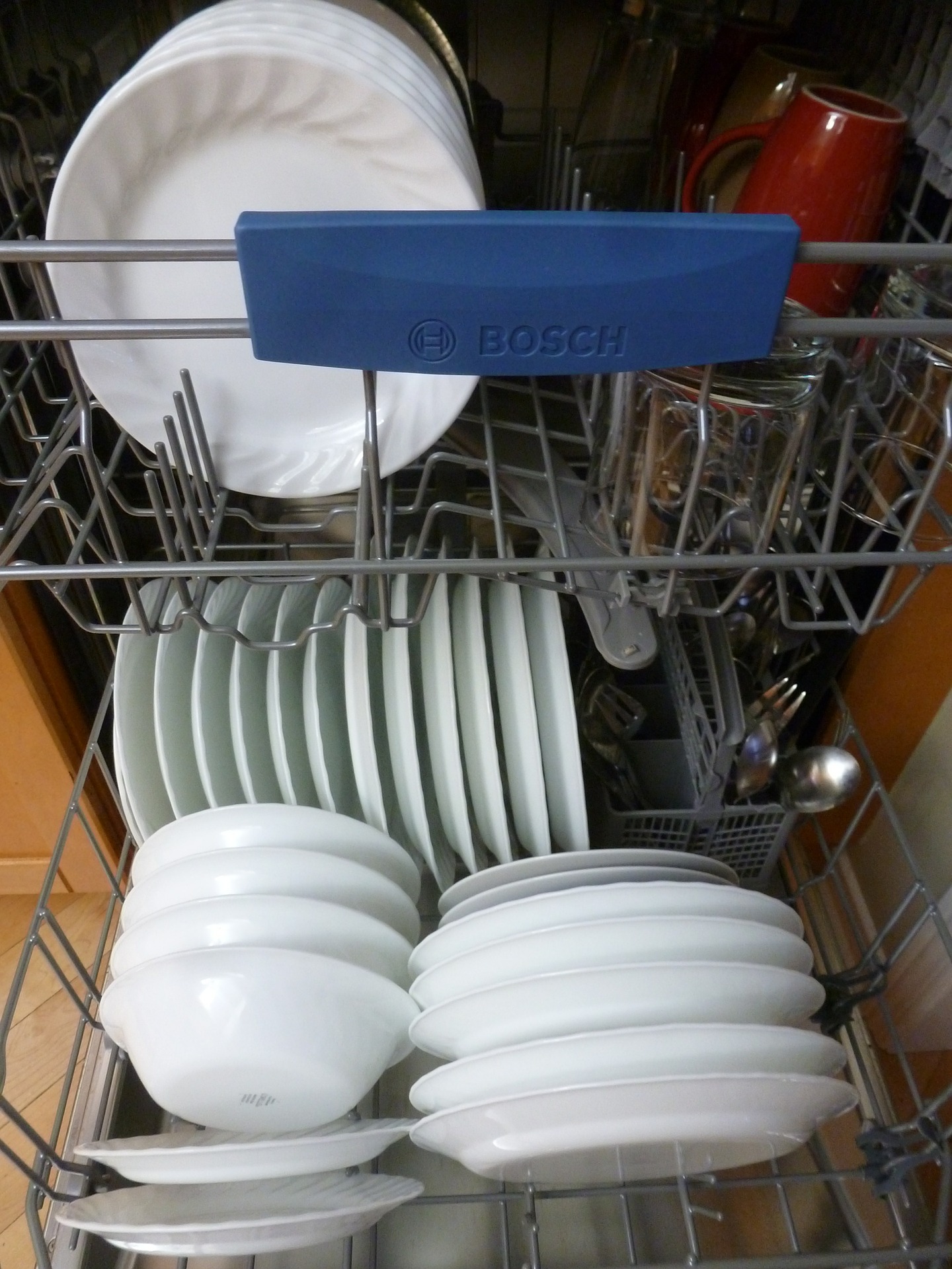 How To Adjust Your Dishwasher Rack 